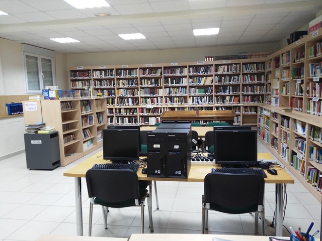 Biblioteca Municipal de Murillo de Río Leza