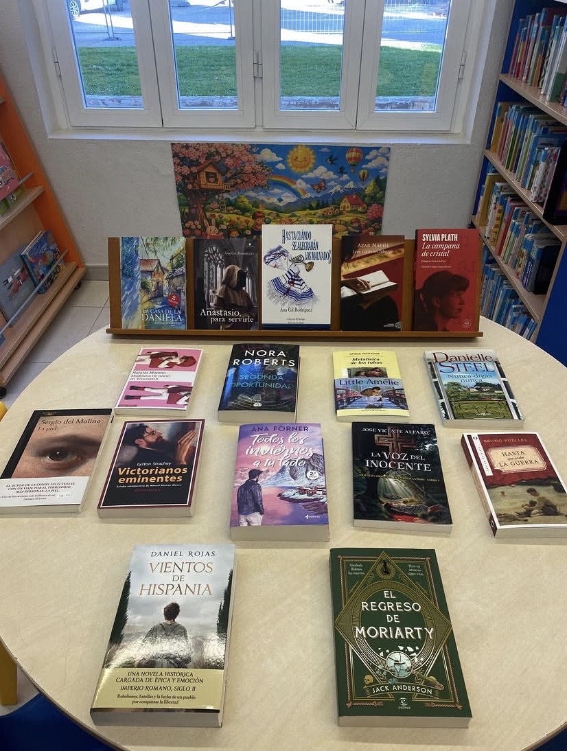Nuevos libros llegan a la Biblioteca