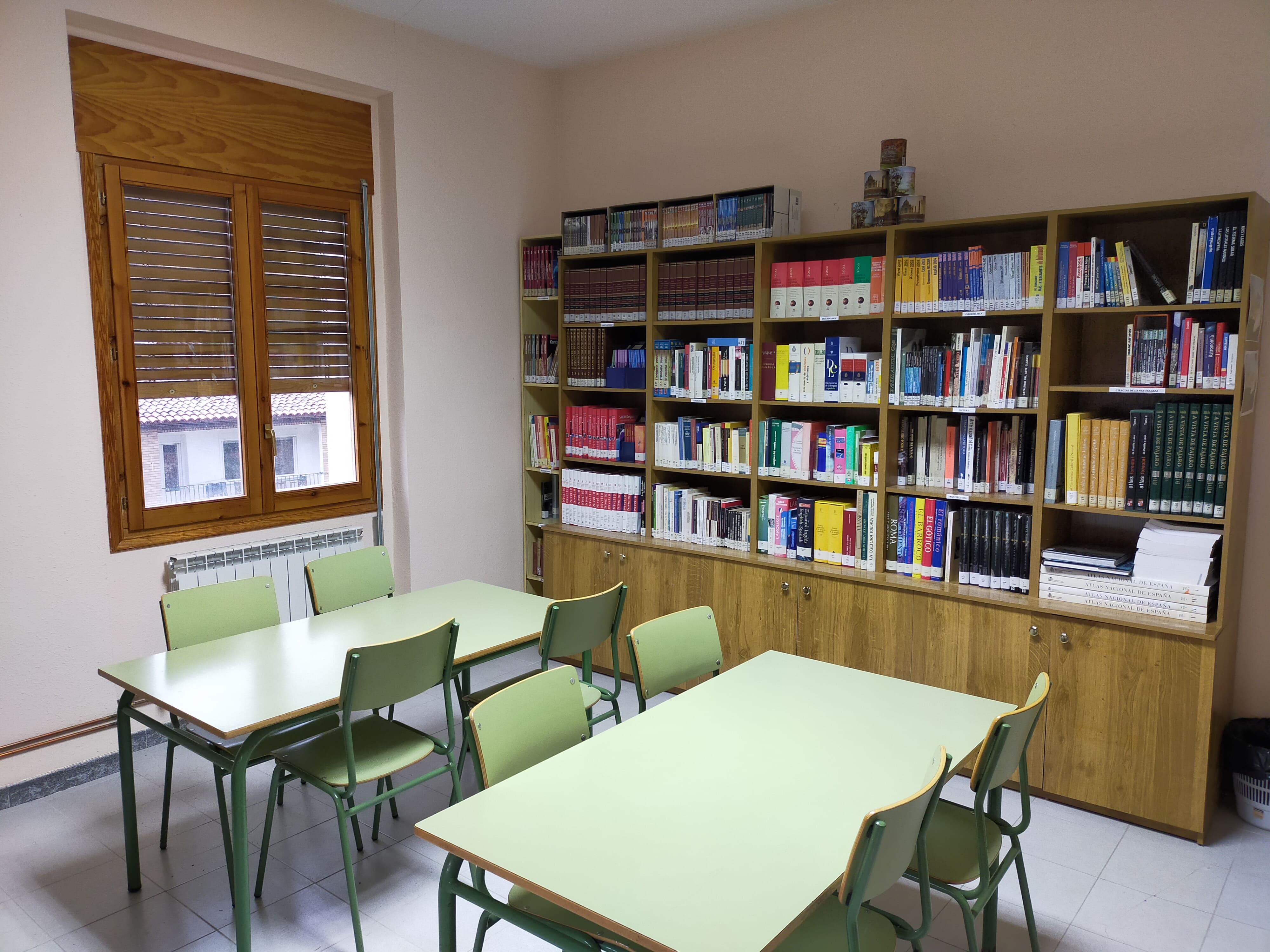 B.P.M. Sala de Lectura Cervera Rio Alhama