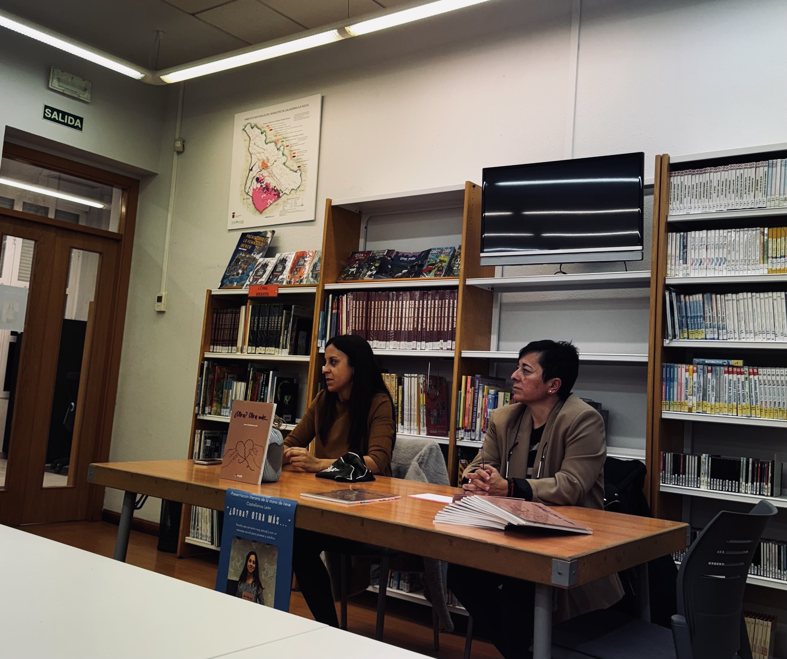 Irene Castellanos presenta su novel "¿Otra? Otra más..."